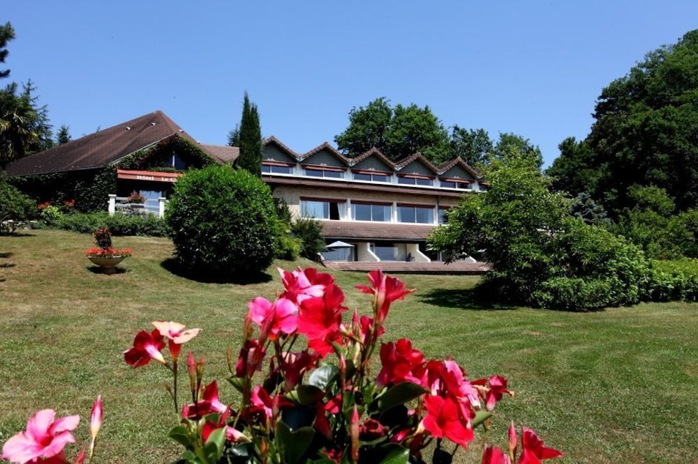 Hotel Le Clos Roussillon Pres De Sarlat Vitrac  Bagian luar foto